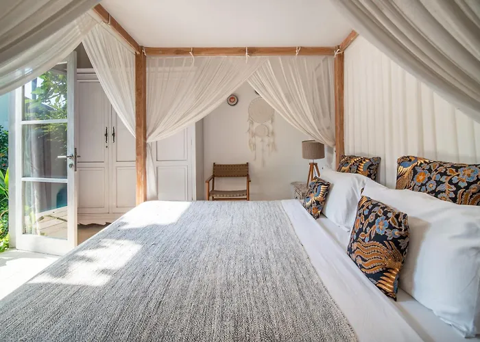 Villa Tara By Finder Seminyak (Bali)